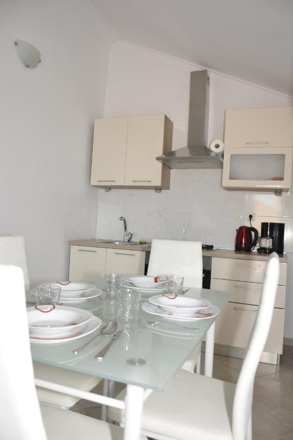 Apartman 2 เซนญ์ ภายนอก รูปภาพ