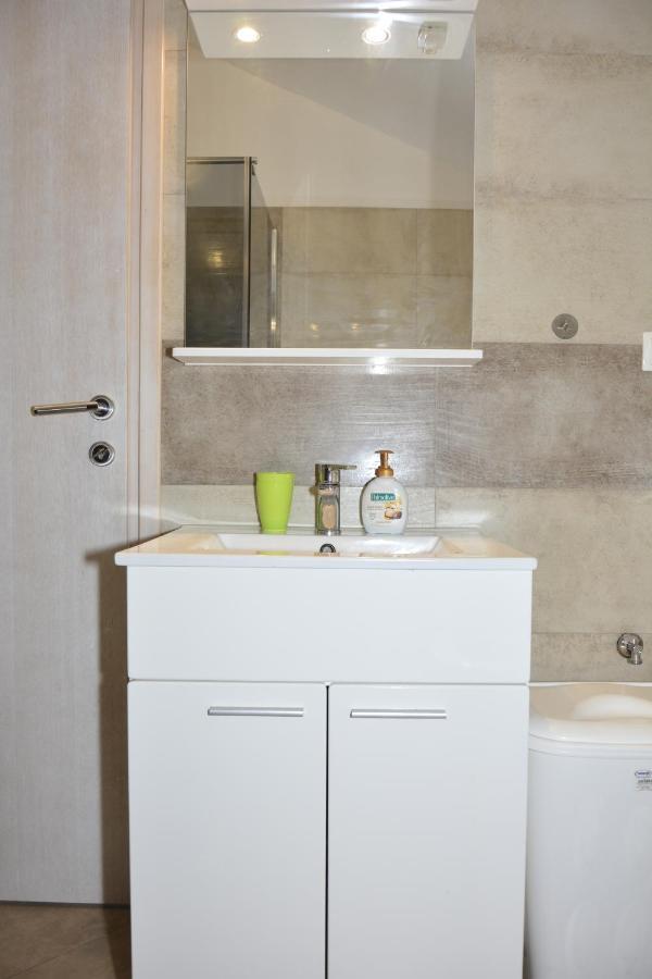 Apartman 2 เซนญ์ ภายนอก รูปภาพ