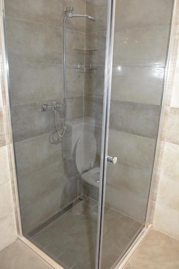 Apartman 2 เซนญ์ ภายนอก รูปภาพ